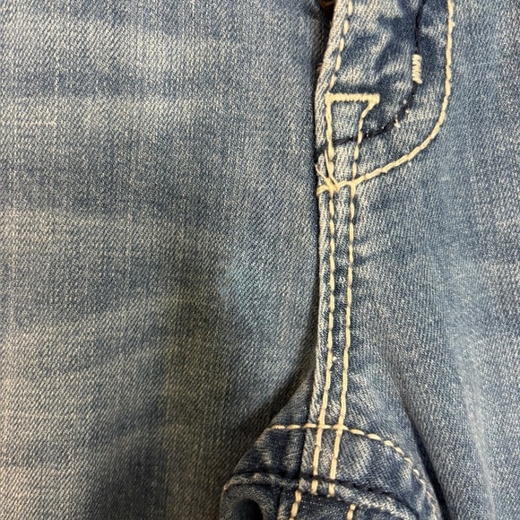 Miss Me Distressed Boyfriend Blue Capri Jeans JB1046P Size 28 - Picture 9 of 13